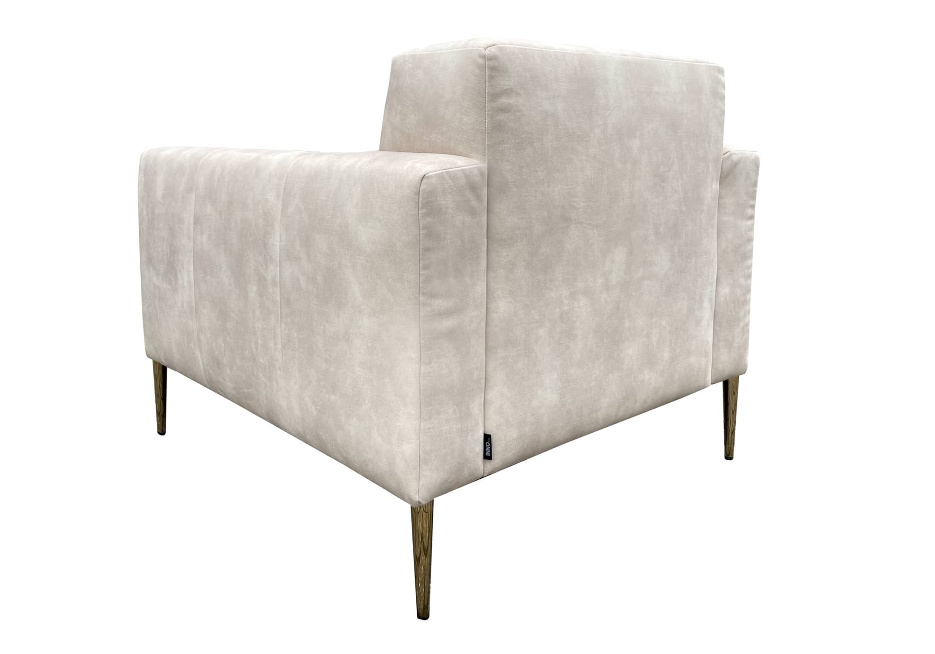 Moderne fauteuil velvet Mila in witte velvet stof op gouden poten