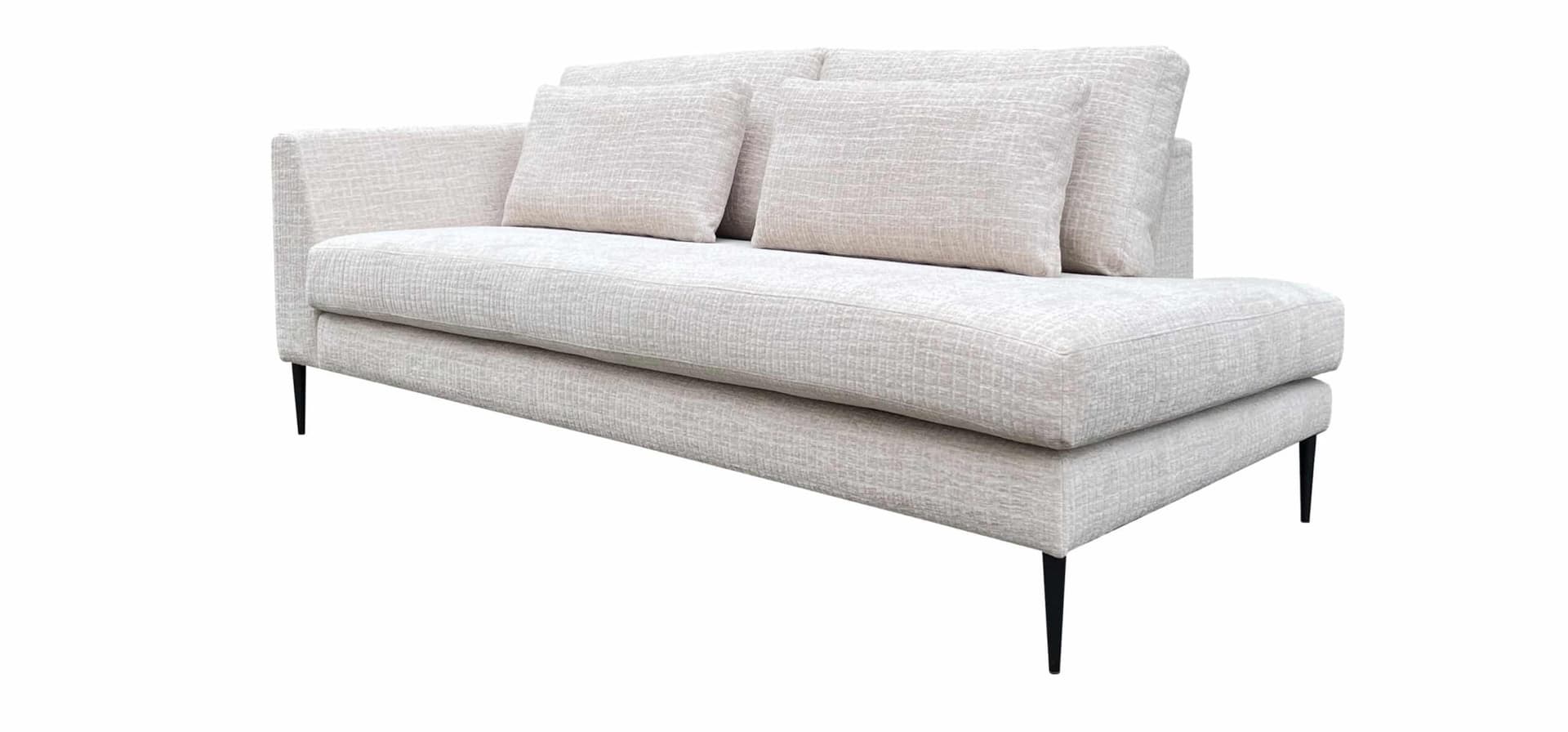 Achteraanzicht van Zoë XL witte daybed met strakke lijnen en moderne afwerking