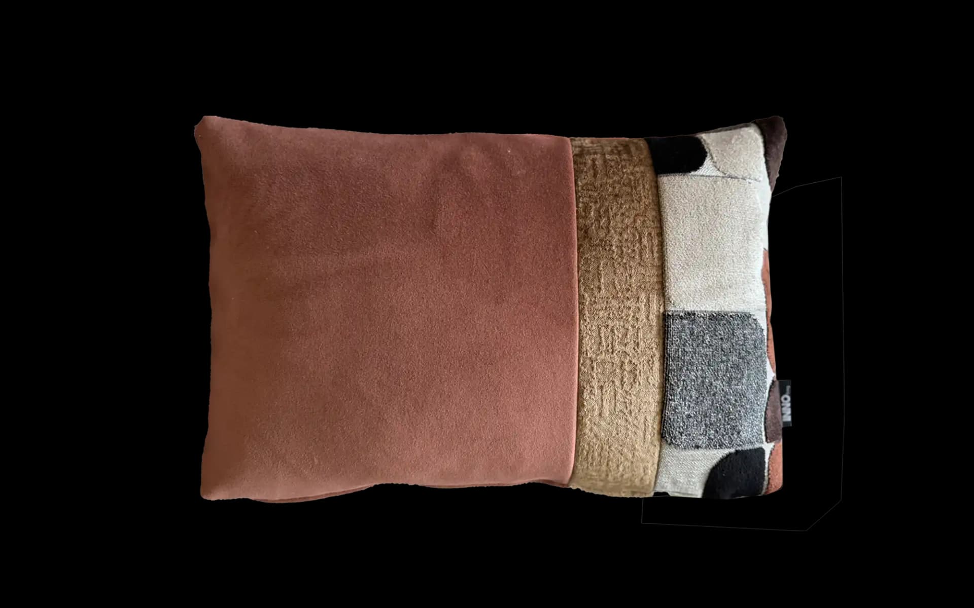 Voorzijde langwerpig sierkussen Tassa Terra voorzijde 45 x 30 cm opgebouwd uit 3 verschillende stoffen.