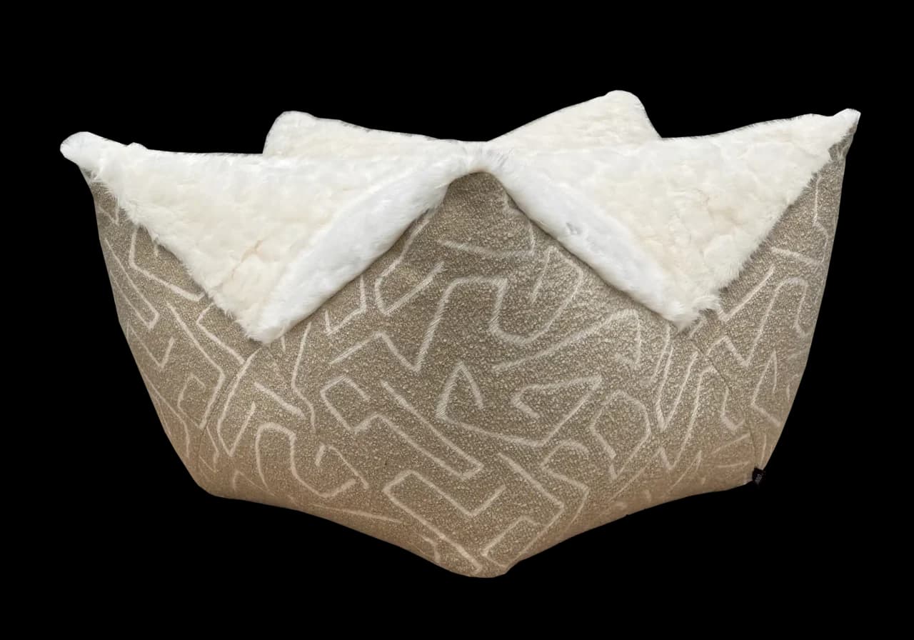 Beige ster poef Nowie – luxe stervormige poef met afneembare hoes